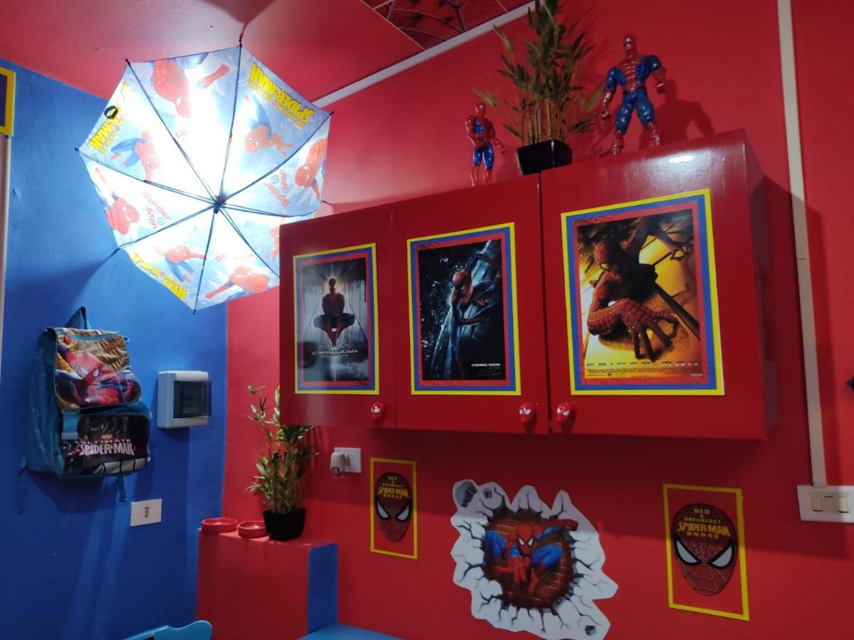 Spiderman House Hotel Catânia Exterior foto