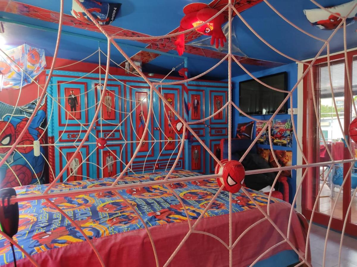 Spiderman House Hotel Catânia Exterior foto