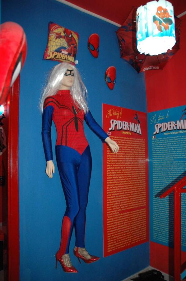 Spiderman House Hotel Catânia Exterior foto